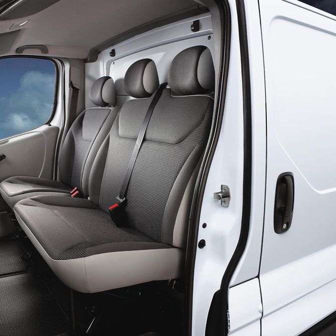 Vauxhall Vivaro Passengers | Peter Vardy Vauxhall